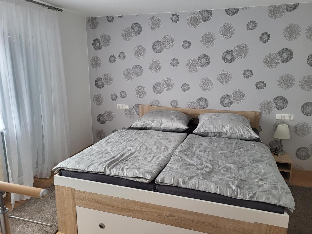 Ferienwohnung Hanna Stockach Bagian luar foto